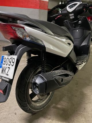 Scooter 125cc Blanca