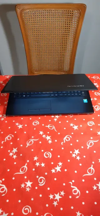 Portátil Lenovo Pro intel core i5 súper nuevo