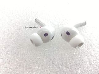 in-ear apple airpods pro 3