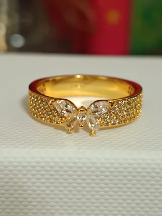 Anillo Dorado Mariposa Banda Ancha