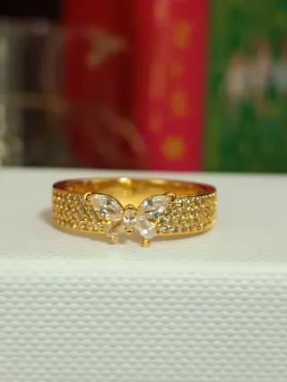 Anillo Dorado Mariposa Banda Ancha