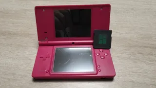Nintendo DSi para piezas o reparar , no enciende .