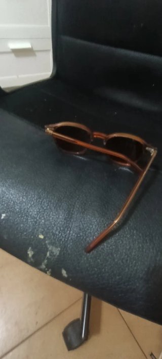 Gafas de sol vintage marrones y doradas