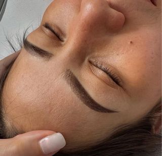 Microblading y Powder Brows - Cejas