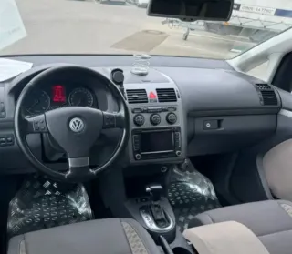 Volkswagen Touran 2010