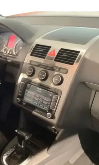 Volkswagen Touran 2010