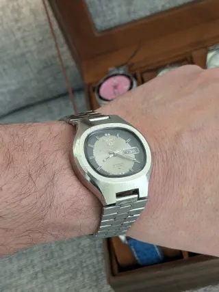 Seiko 5 Reloj Esfera TV Automático
