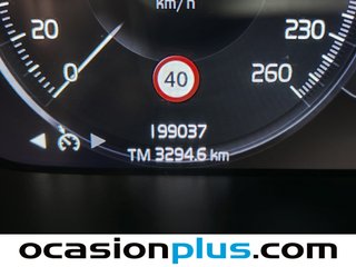 Volvo XC40 D3 110 kW (150 CV)