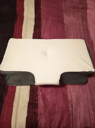 Almohada ergonómica viscoelástica nueva