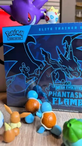 Caja ETB Pokémon FANTASMAL FLAMES