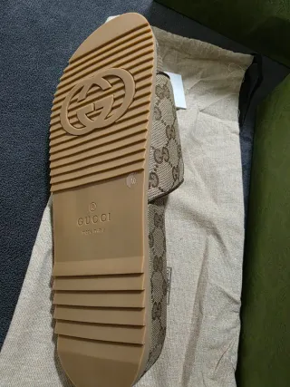 Sandalias Gucci Beige/Marrón Talla 44