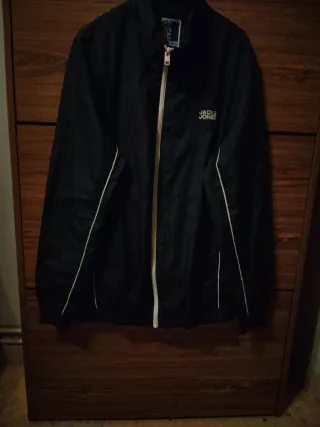 Cazadora cortavientos Jack & Jones azul oscuro
