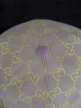 Berretto Gucci Rosa in Tela GG