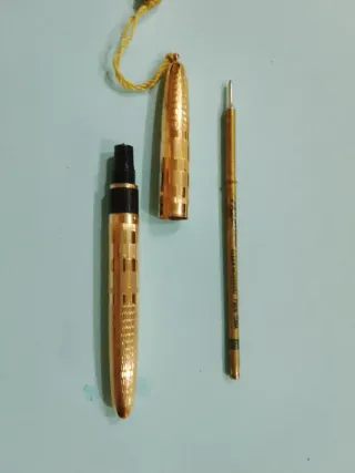 Penna stilografica oro con nappa