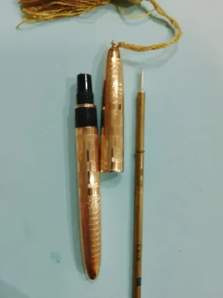 Penna stilografica oro con nappa