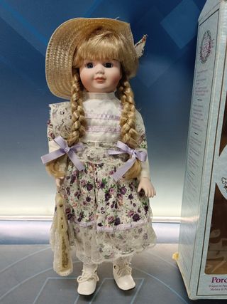 Bambola di porcellana, ROSA, 40 cm, PD05, Muñeca de porcelana (LA COLLEZIONE CLASSICA)