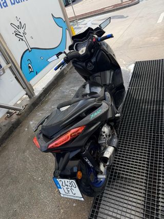Yamaha XMAX 125cc Negra/Gris