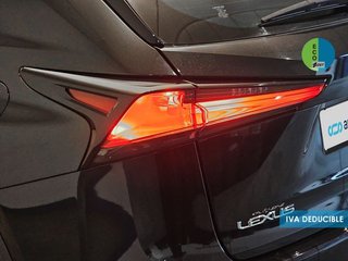 Lexus NX 300h Business Navigation 2WD 145 kW (197 CV)