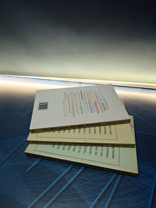 Lote de tres libros valores humanos de Bernabé tierno
