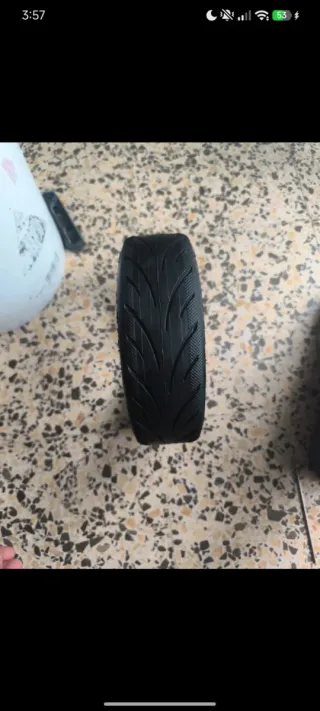 Rueda patinete eléctrico TUBELES