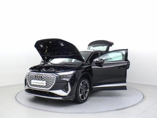 AUDI Q4 AUDI Q4 SPORTBACK GENUINE EDITION 45 E-TRON 210,00 KW 77,0 KWH