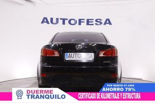 LEXUS IS 200D 2.2D LUXURY 150CV 4P # CUERO, NAVY, PARKTRONIC 2.2D LUXURY 150CV 4P