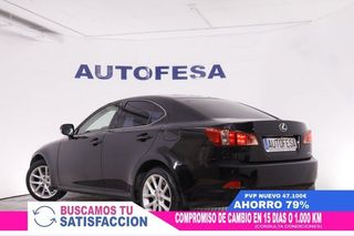 LEXUS IS 200D 2.2D LUXURY 150CV 4P # CUERO, NAVY, PARKTRONIC 2.2D LUXURY 150CV 4P