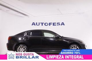 LEXUS IS 200D 2.2D LUXURY 150CV 4P # CUERO, NAVY, PARKTRONIC 2.2D LUXURY 150CV 4P