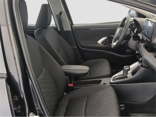 TOYOTA Yaris ACTIVE PLUS