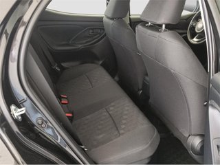 TOYOTA Yaris ACTIVE PLUS