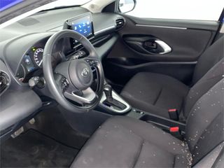 TOYOTA Yaris ACTIVE PLUS