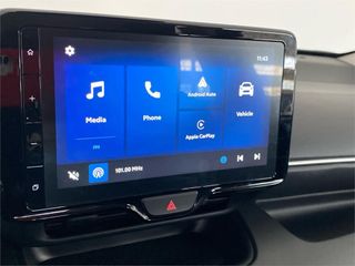 TOYOTA Yaris ACTIVE PLUS