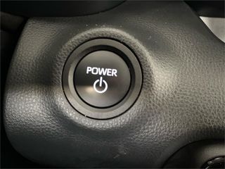 TOYOTA Yaris ACTIVE PLUS