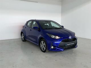 TOYOTA Yaris ACTIVE PLUS