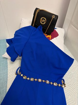 Mono azul de fiesta con trabillas para cinturón