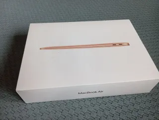 Macbook Air M1 256SSD 8GB RAM Dourado,bateria 99%