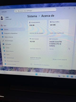 HP 430 G6 13.3 i5-8265U 256GB SSD Win 11