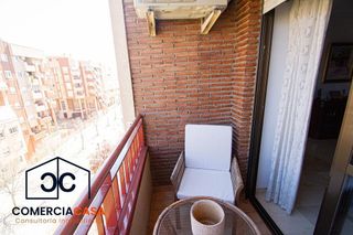 Piso en venta en Cervantes en Granada