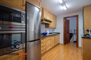 Piso en venta en Cervantes en Granada