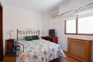 Piso en venta en Cervantes en Granada