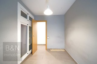 Piso en venta en Ca n'Aurell en Terrassa