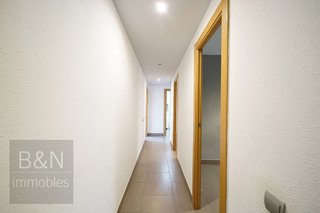 Piso en venta en Ca n'Aurell en Terrassa
