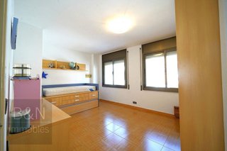 Casa adosada en venta en Zona Mercat en Rubí