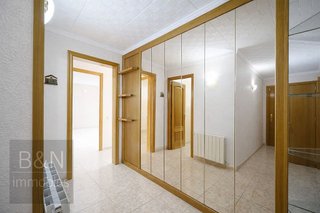 Piso en venta en Ca n'Aurell en Terrassa