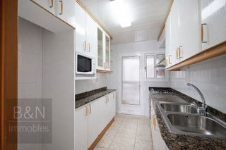 Piso en venta en Ca n'Aurell en Terrassa