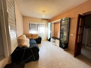 Casa adosada en venta en Umbrete