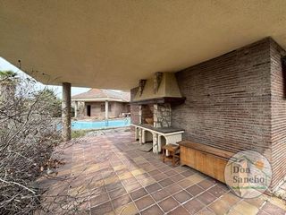 Chalet en venta en Simancas