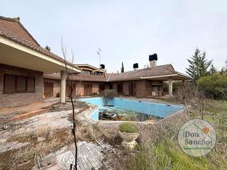 Chalet en venta en Simancas