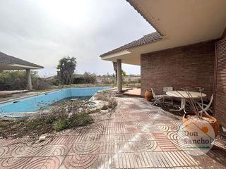 Chalet en venta en Simancas