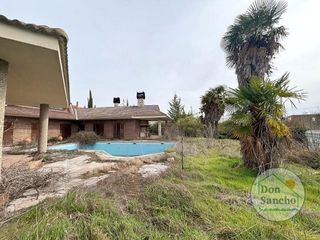 Chalet en venta en Simancas